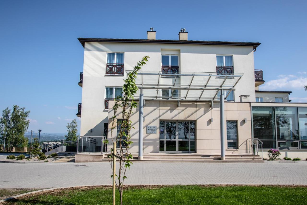 Hotel Radocza Park Business Экстерьер фото