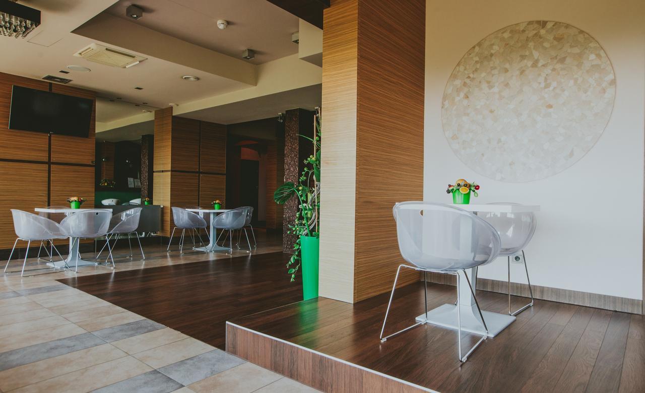 Hotel Radocza Park Business Экстерьер фото